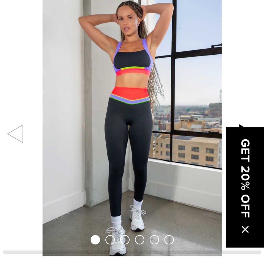 Vitality Pulse Hue Bra and Legging Set - Midnight Glow (Joey and Kelsey edit)